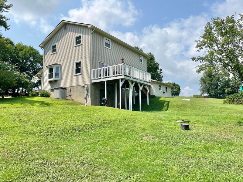 524 W Rushville Road NE, Lancaster, OH 43130 Photo 9