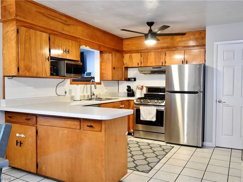 3045 Paradise Avenue , Canfield, OH 44406 Photo 13