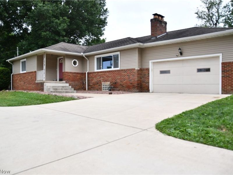 3045 Paradise Avenue , Canfield, OH 44406 Photo 2