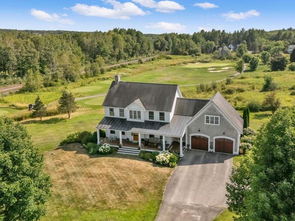 22 Muirfield Road , Cumberland, ME 04021