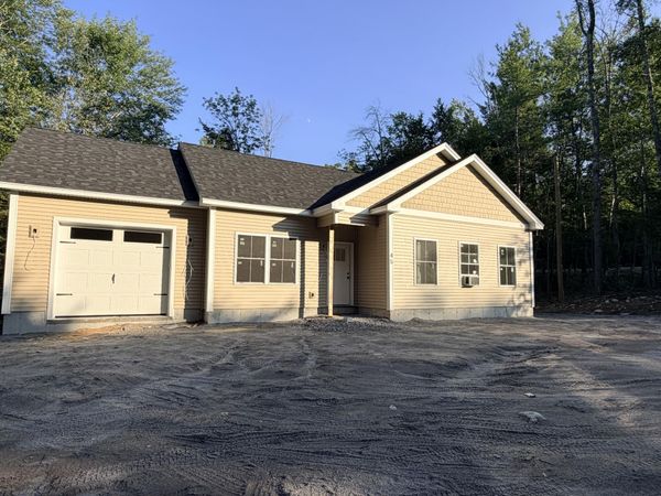 45 Meadow Road , Casco, ME 04021