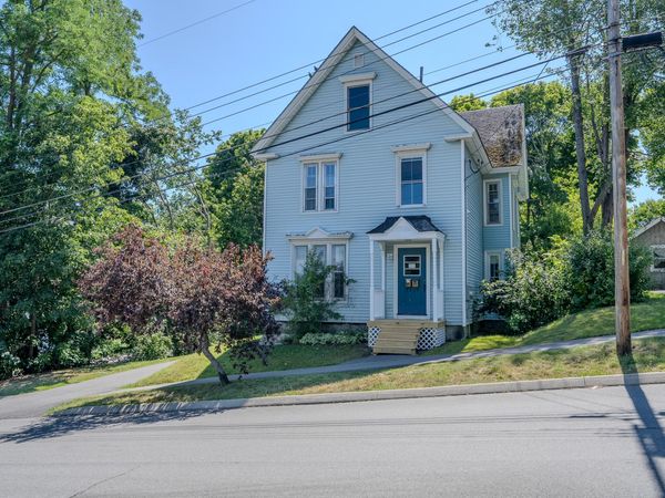 36 Larkin Street , Bangor, ME 04401