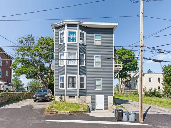 25 Howe Street , Lewiston, ME 04240