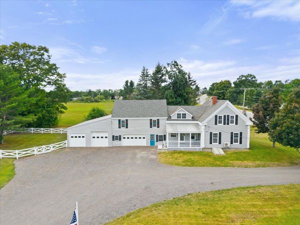 565 Main Street, Corinth, ME 04427