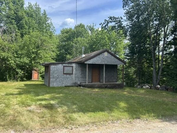 10 County Road Road, Orneville Twp, ME 04463