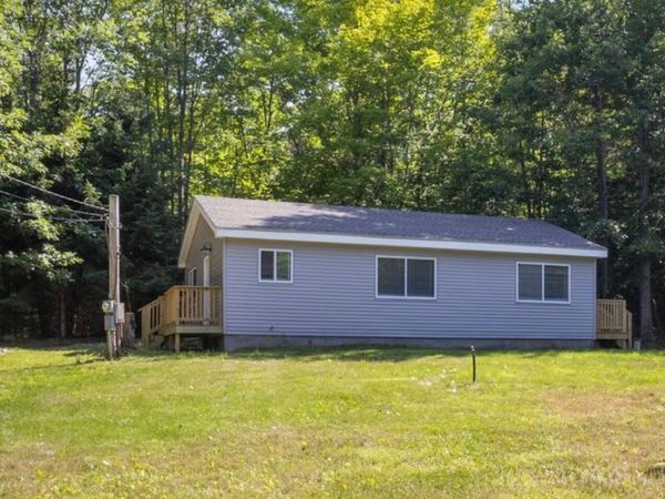 305 Penney Road , New Gloucester, ME 04260