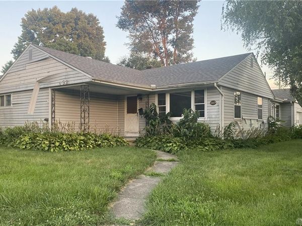 432 Van Tress Drive, Fairborn, OH 45324