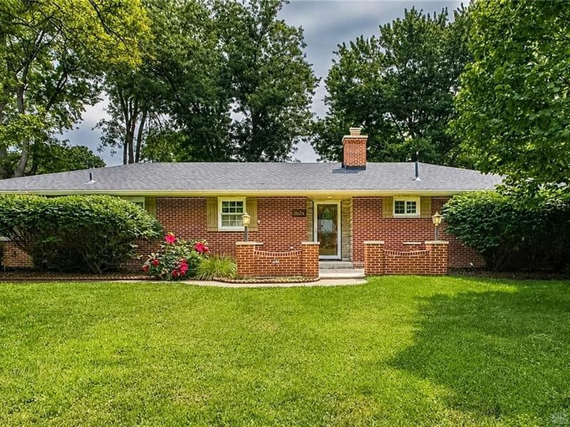 1638 Greene Valley Drive, Beavercreek, OH 45432 Photo 1