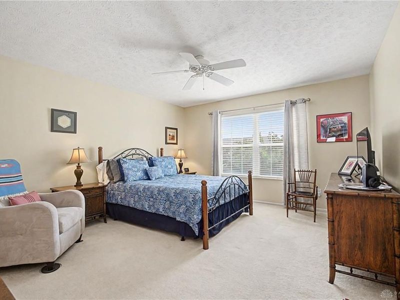 2552 Greenlefe Drive, Beavercreek, OH 45431 Photo 24