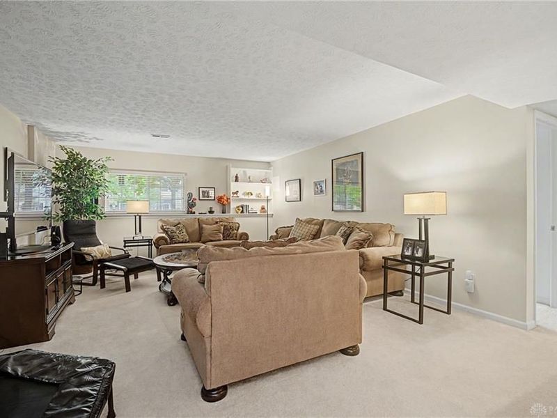 2552 Greenlefe Drive, Beavercreek, OH 45431 Photo 29