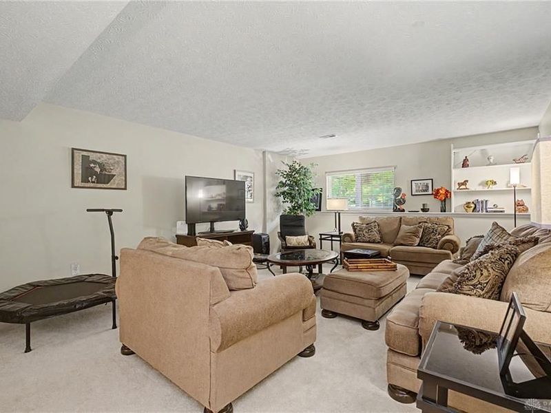 2552 Greenlefe Drive, Beavercreek, OH 45431 Photo 30