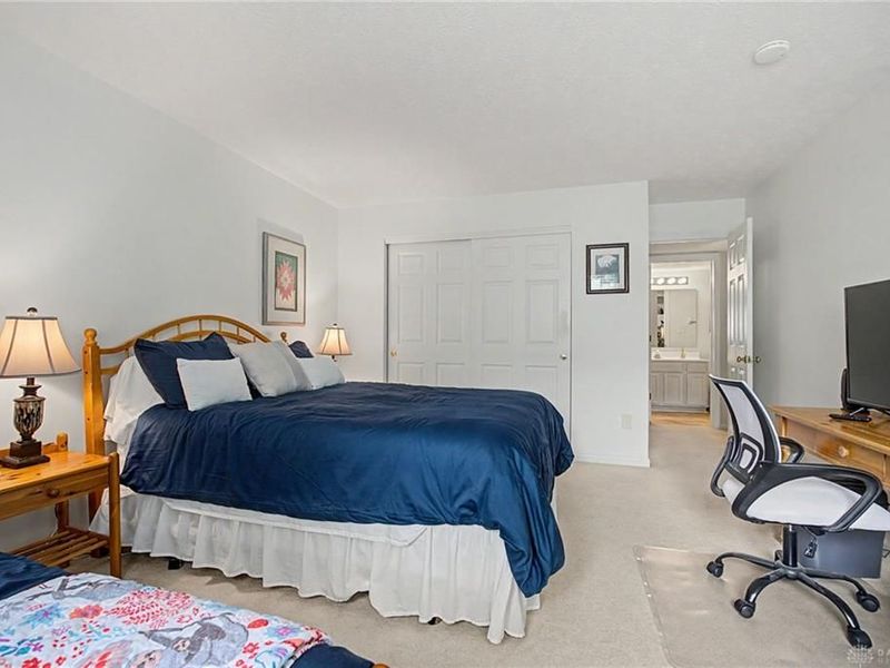 2552 Greenlefe Drive, Beavercreek, OH 45431 Photo 35