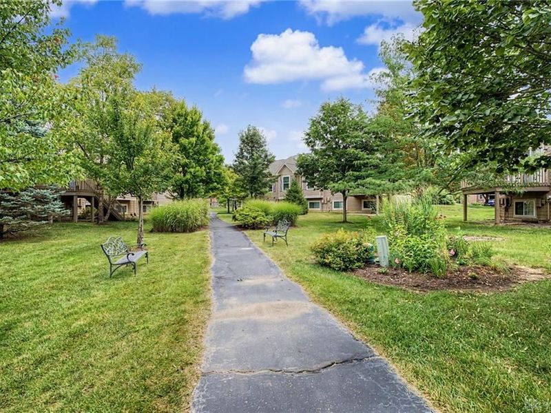 2552 Greenlefe Drive, Beavercreek, OH 45431 Photo 39