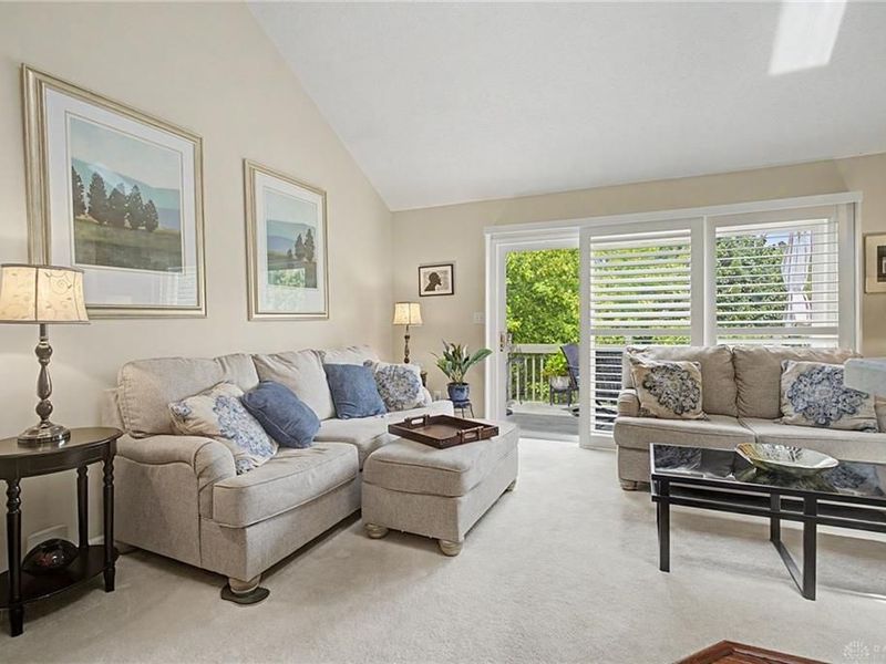 2552 Greenlefe Drive, Beavercreek, OH 45431 Photo 42