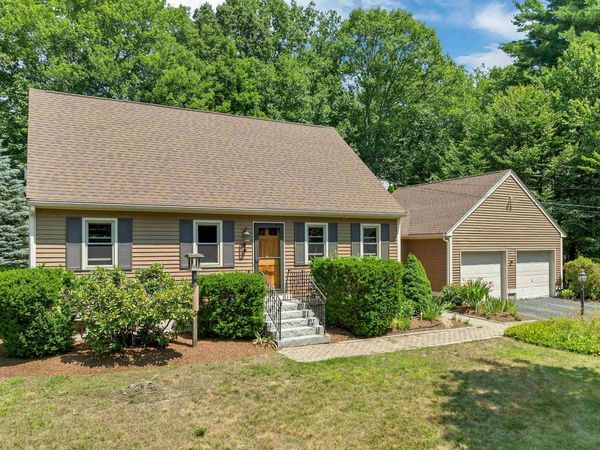5 Concord Way, Rochester, NH 03867