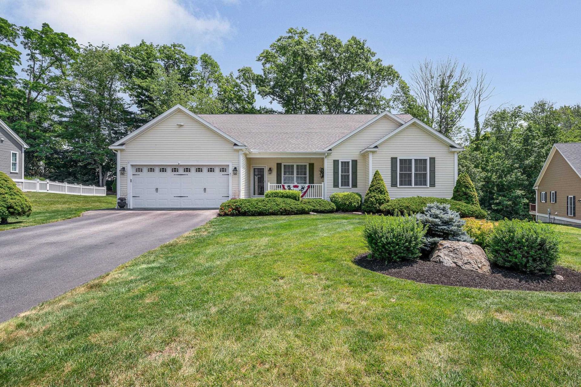 21 Irene's Way, Seabrook, NH 03874 Main Photo