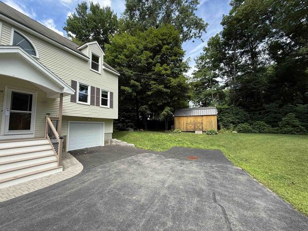 158 Tina Drive, Unit B, Pembroke, NH 03275