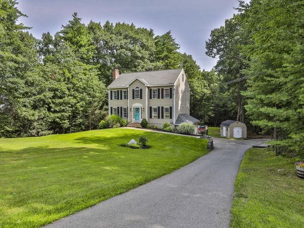 7 Kenwood Drive, Newton, NH 03858