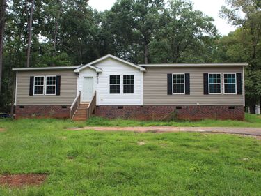 6525 Little Creek Road, Zebulon, NC 27597