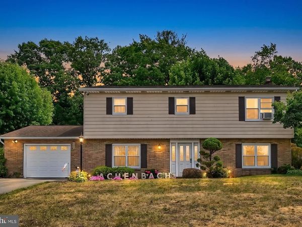17 TERRACE HILL ROAD, PINE GROVE, PA 17963