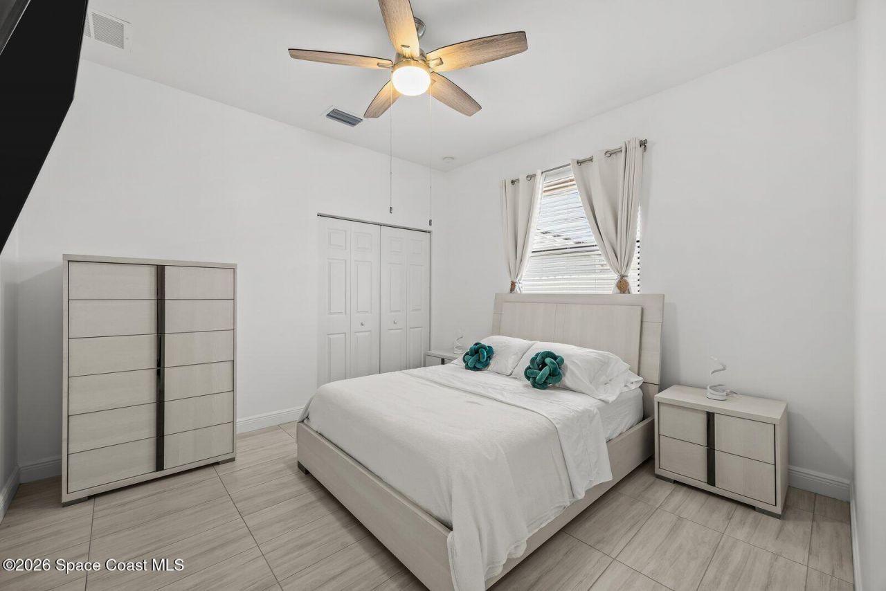 1890 SW Penrose Avenue, Port Saint Lucie, FL 34953 Photo
