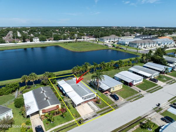 1724 Mango Street NE , Palm Bay, FL 32905