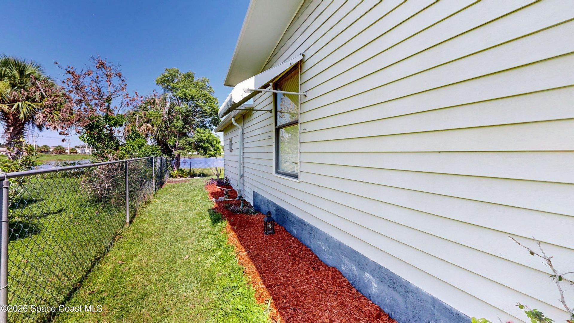 1724 Mango Street NE , Palm Bay, FL 32905 Photo