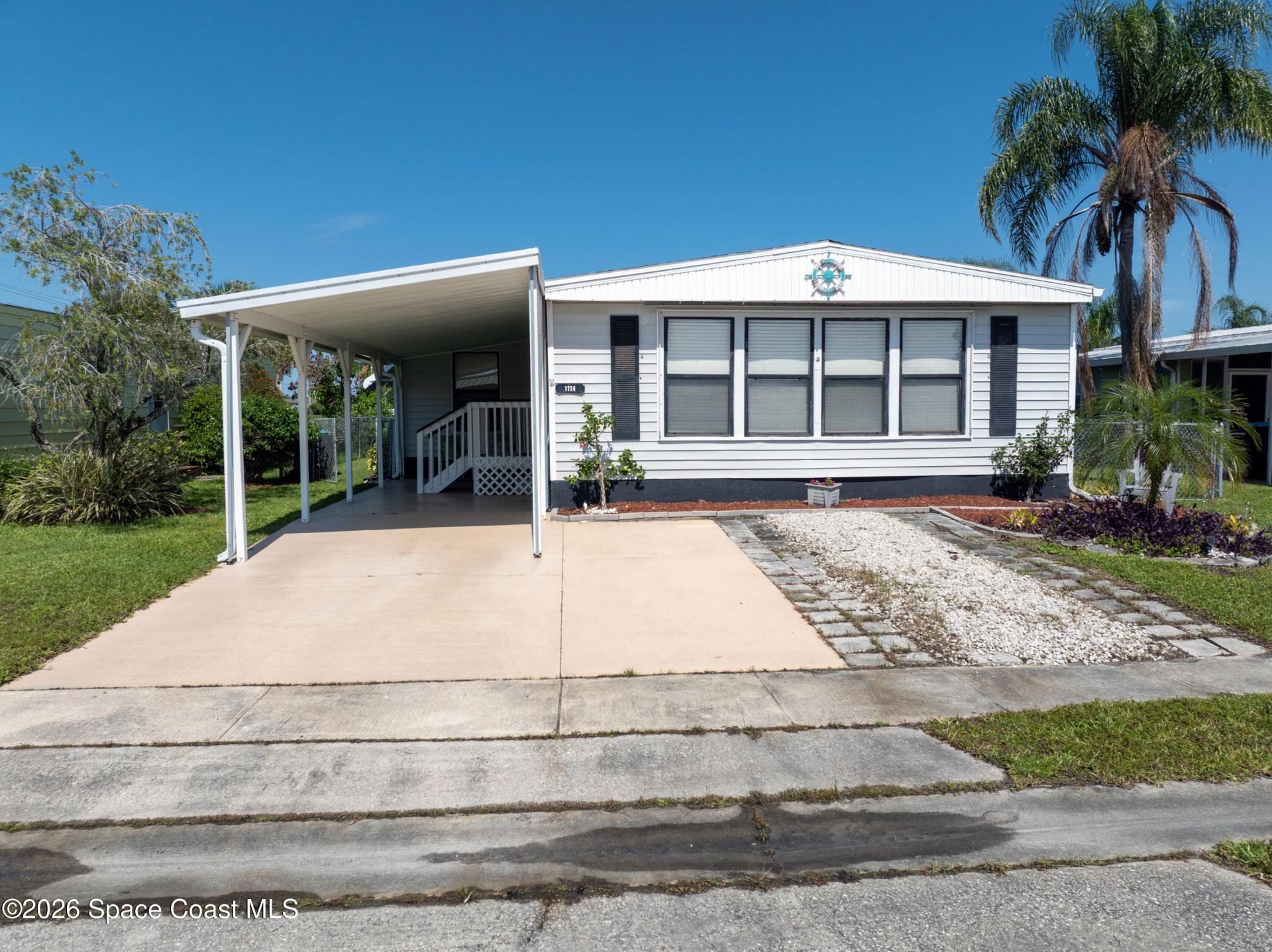 1724 Mango Street NE , Palm Bay, FL 32905 Photo
