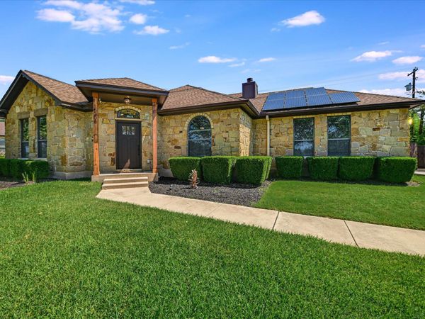 15208 Bowling LN , Lakeway, TX 78734