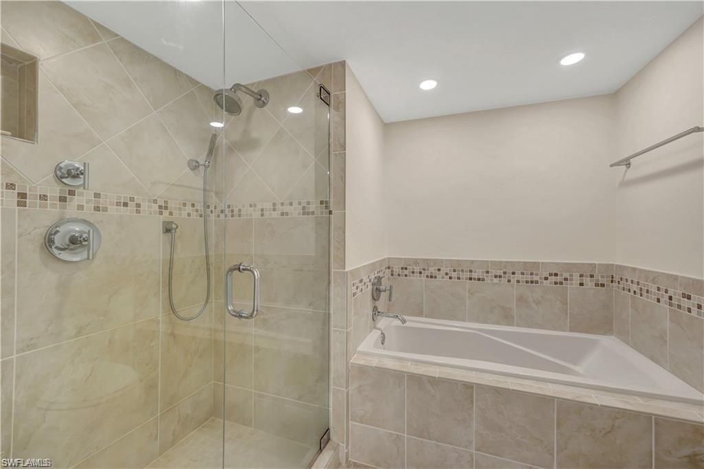 1080 S Collier Blvd , Unit 305, Marco Island, FL 34145 Photo