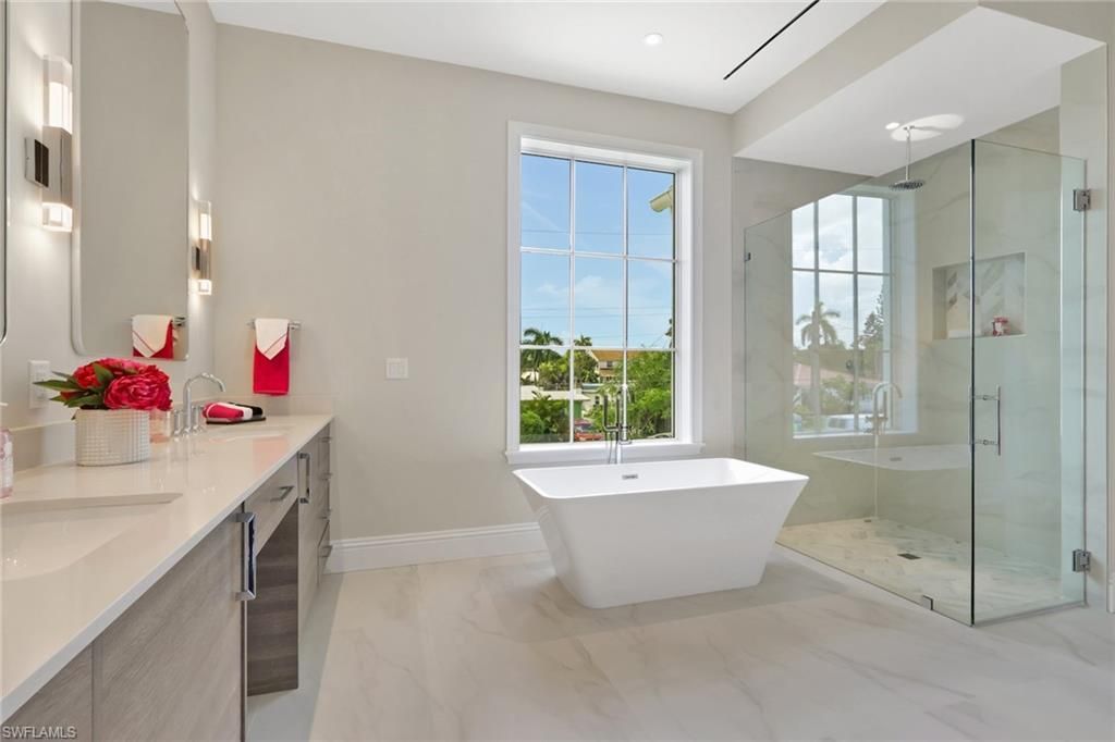 211 1st St, Bonita Springs, FL 34134 Photo