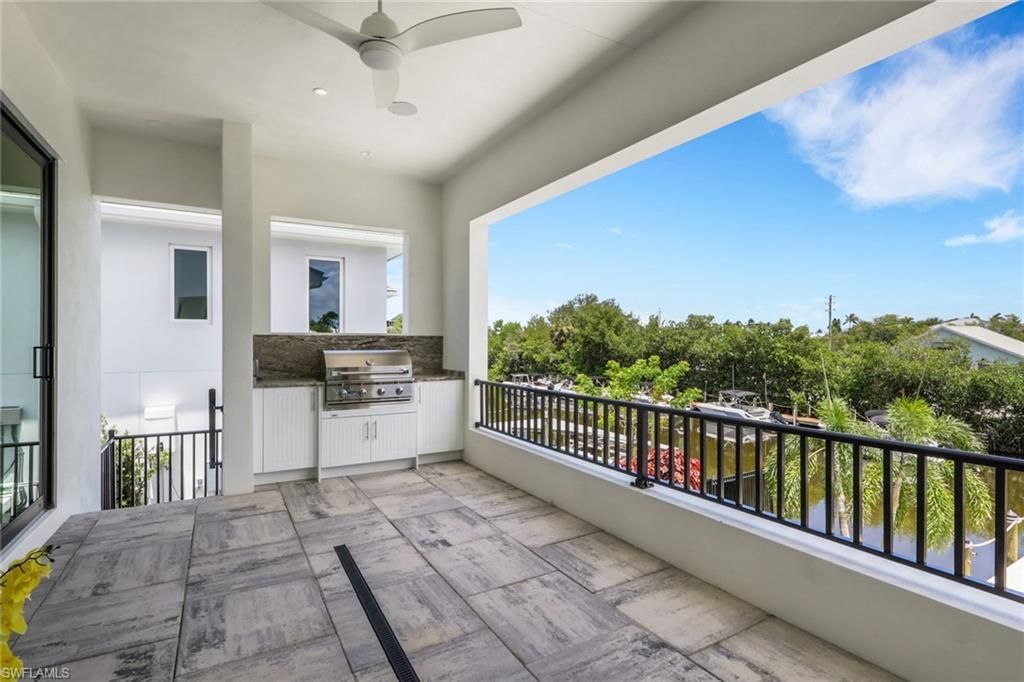211 1st St, Bonita Springs, FL 34134 Photo