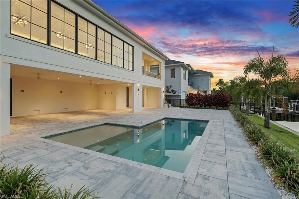 211 1st St, Bonita Springs, FL 34134 Photo