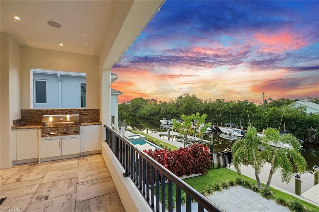 211 1st St, Bonita Springs, FL 34134 Photo