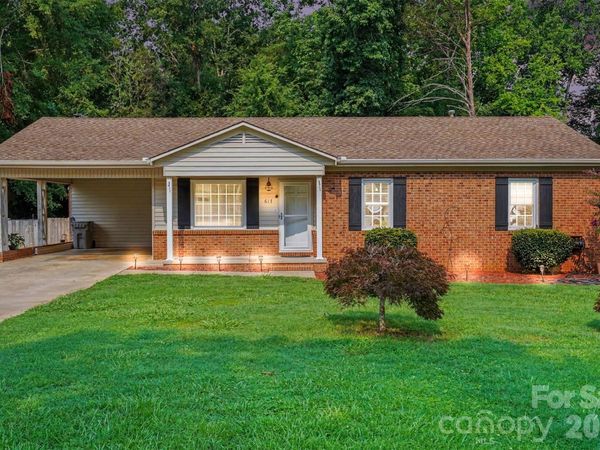 617 Lake Drive, Rockwell, NC 28138