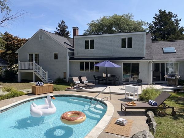 8 Marbee Rd, Rockport, MA 01966