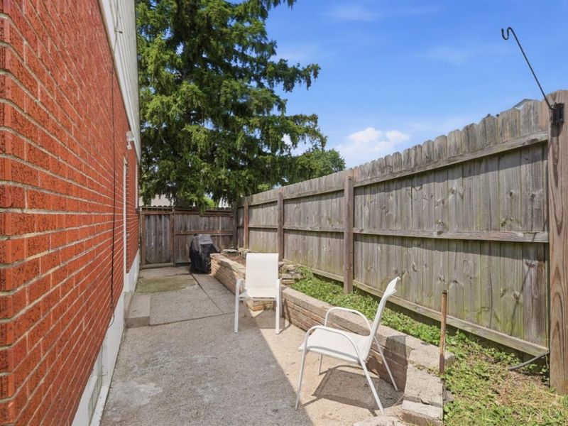 1744 Gellenbeck Street, Cincinnati, OH 45205 Photo 37