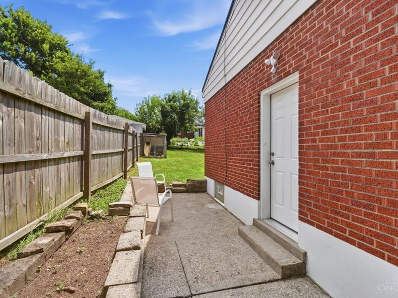 1744 Gellenbeck Street, Cincinnati, OH 45205 Photo 38