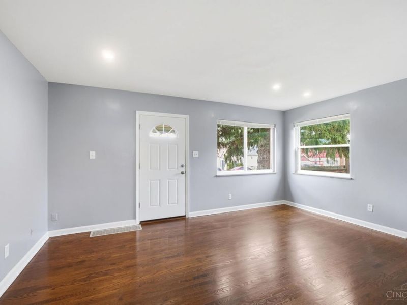 1744 Gellenbeck Street, Cincinnati, OH 45205 Photo 6