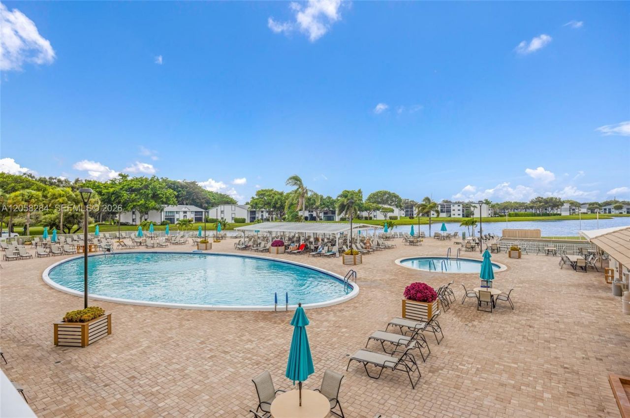 15011 Ashland Cir , Unit 19, Delray Beach, FL 33484 Photo