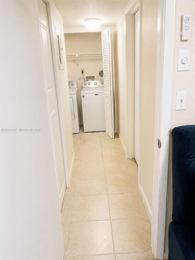 9568 SW 1st Ct, Unit 7-F, Coral Springs, FL 33071 Photo
