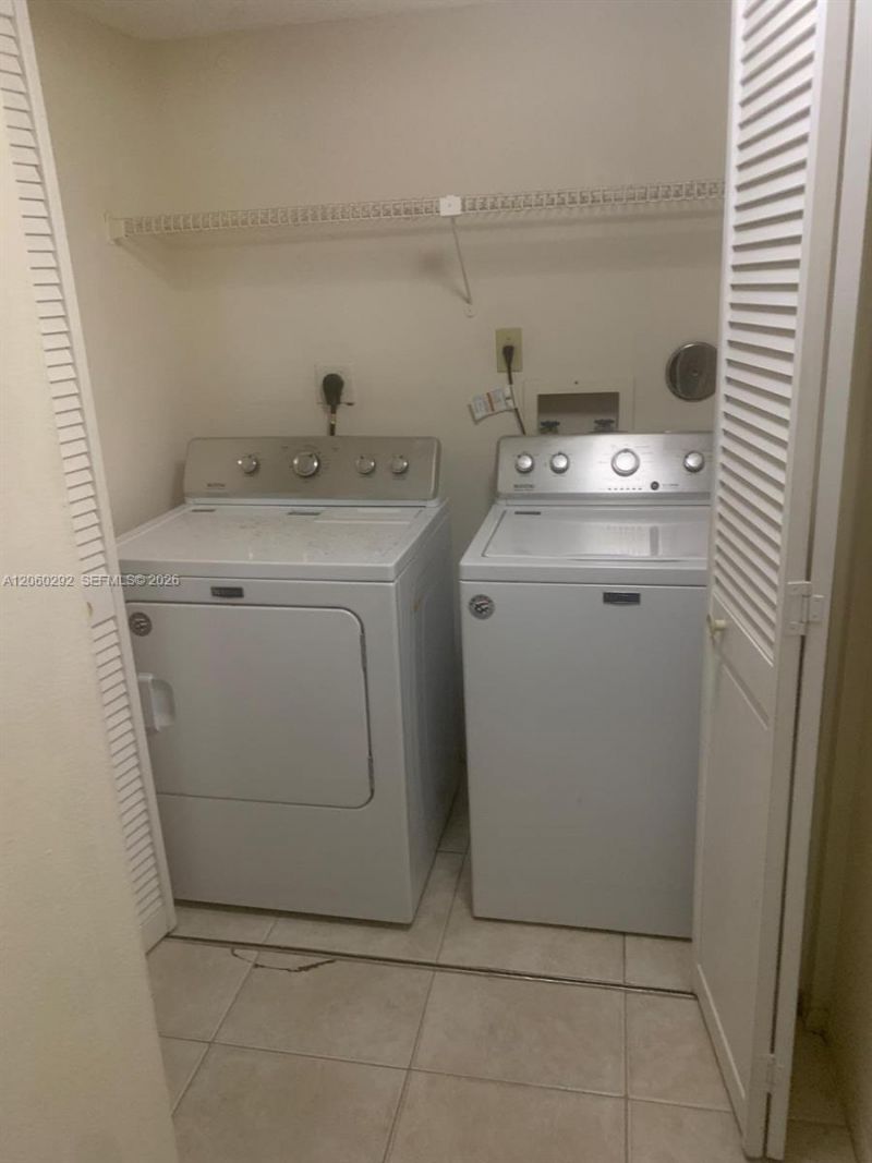 9568 SW 1st Ct, Unit 7-F, Coral Springs, FL 33071 Photo