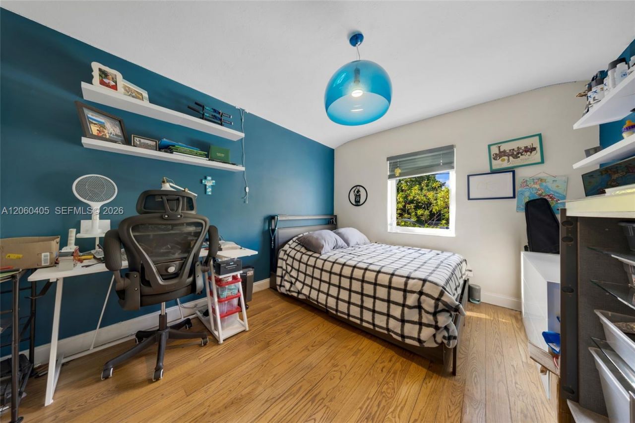 1324 Normandy Dr , Miami Beach, FL 33141 Photo