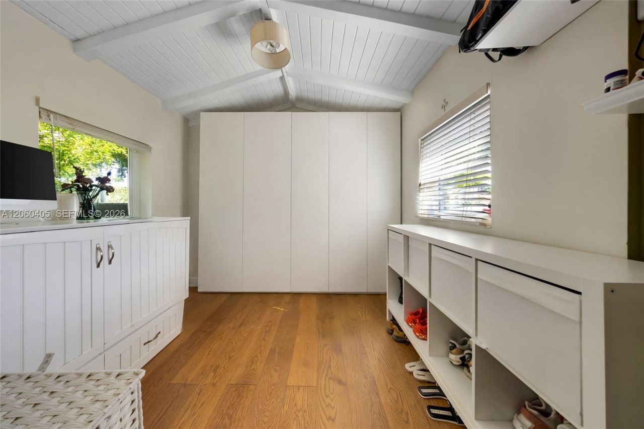 1324 Normandy Dr , Miami Beach, FL 33141 Photo