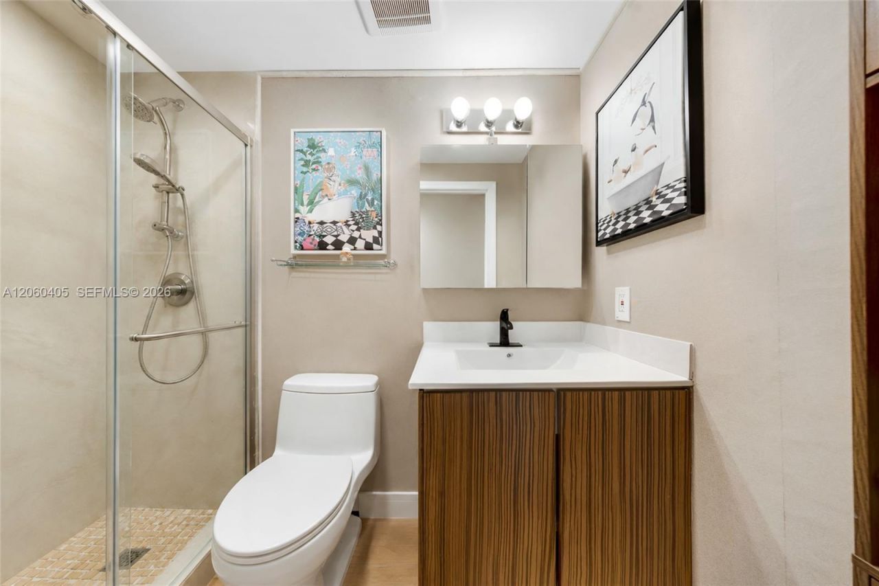 1324 Normandy Dr , Miami Beach, FL 33141 Photo