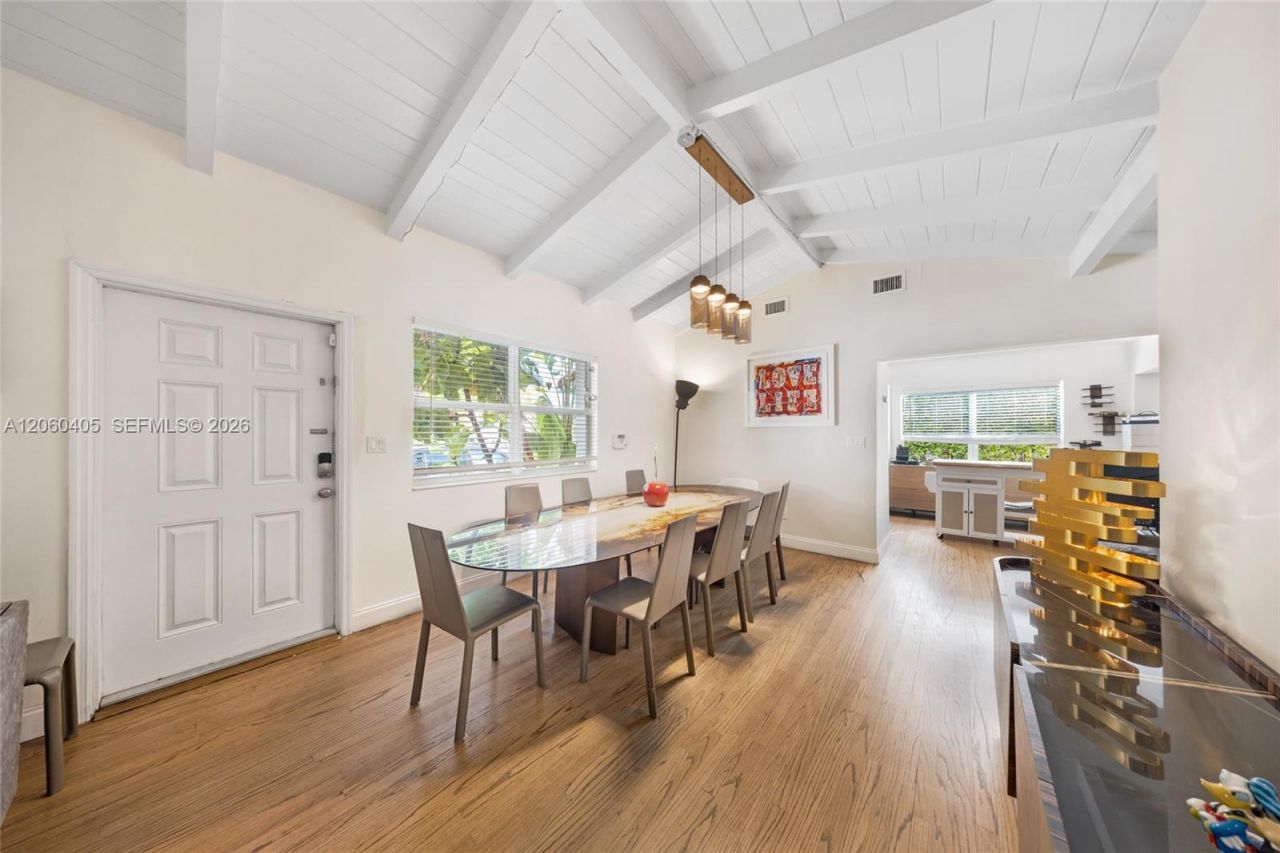 1324 Normandy Dr , Miami Beach, FL 33141 Photo