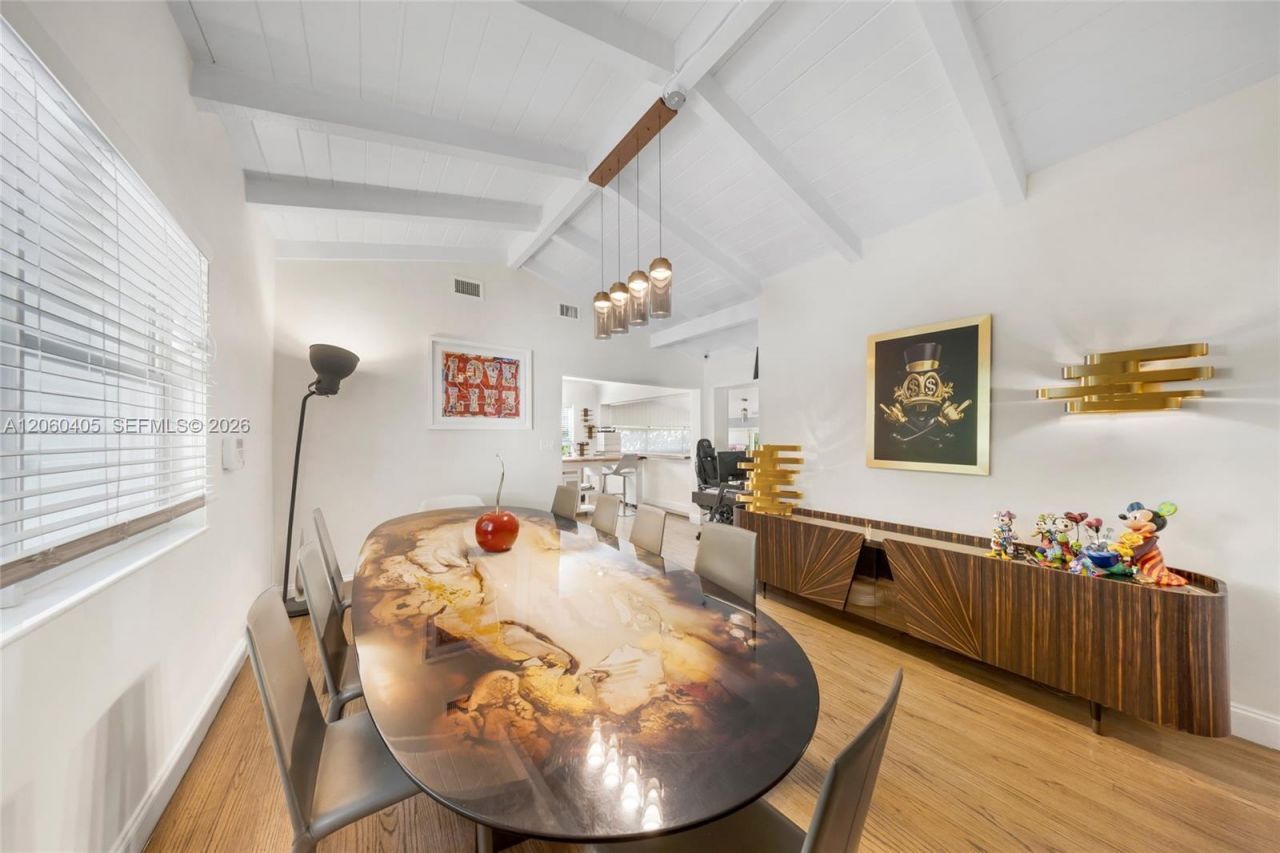 1324 Normandy Dr , Miami Beach, FL 33141 Photo