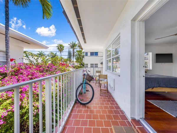 901 Meridian Ave , Unit 207, Miami Beach, FL 33139