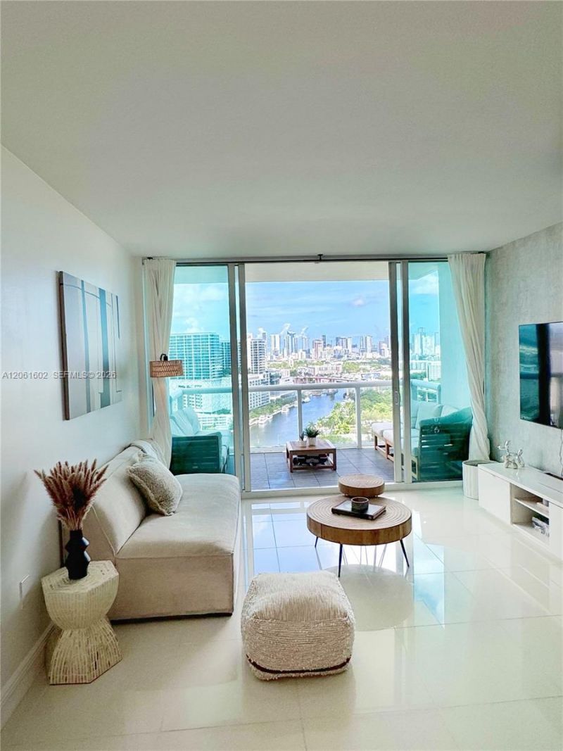 1861 NW S River Dr, Unit 2609, Miami, FL 33125 Photo