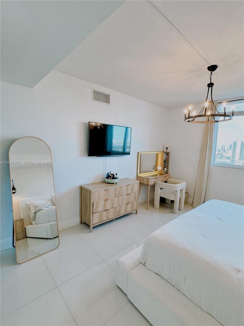 1861 NW S River Dr, Unit 2609, Miami, FL 33125 Photo